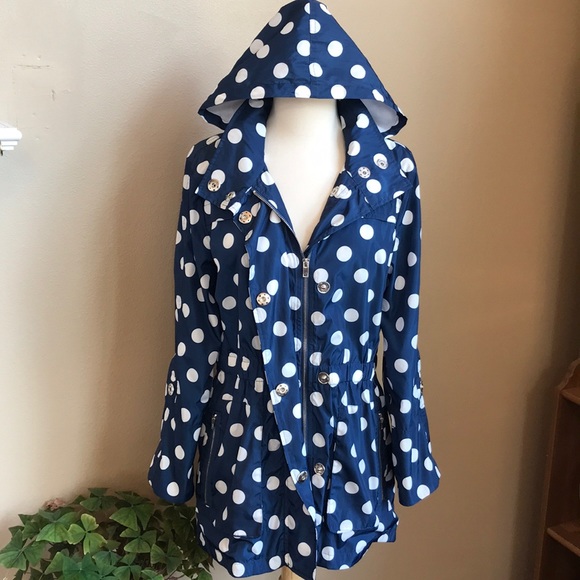 Tribal Rain Coat 🧥 - Picture 2 of 6